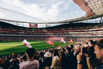 马宁主哨2026世界杯，中国裁判首登顶级赛场（配图示意）